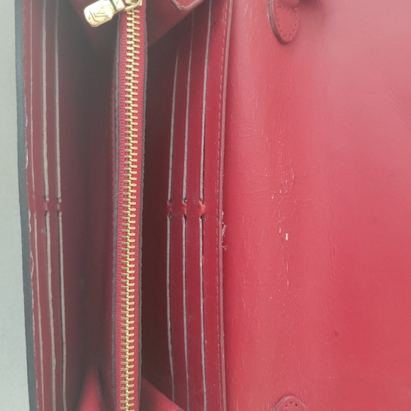 Louis Vuitton clutch - Picture 5 of 5